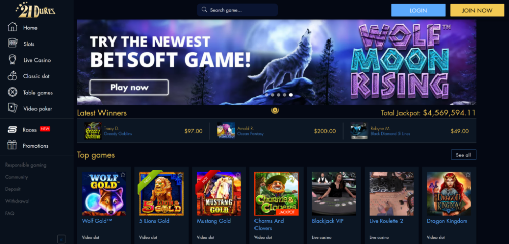 Online casino homepage featuring Wolf Moon Rising banner